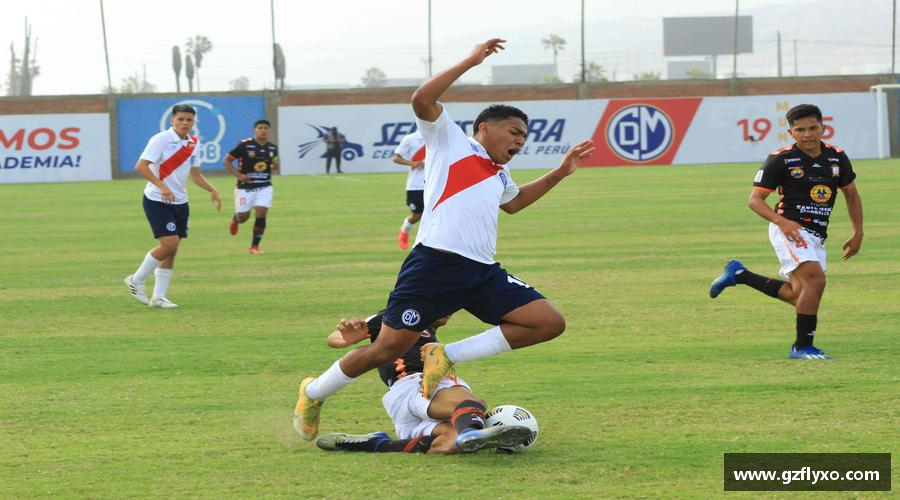 热血与坚持，战胜一切！